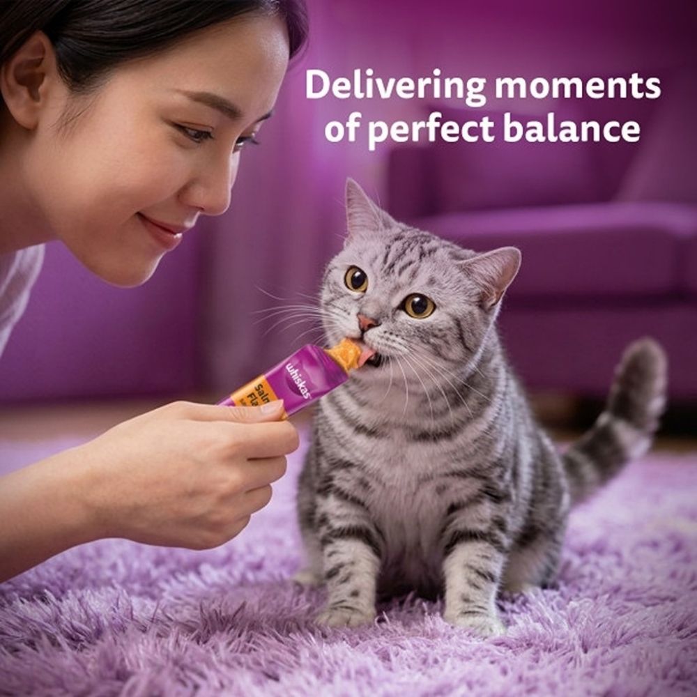 WHISKAS CREAMY LICKABLE 4x12G MAGURO CAT TREAT image 4
